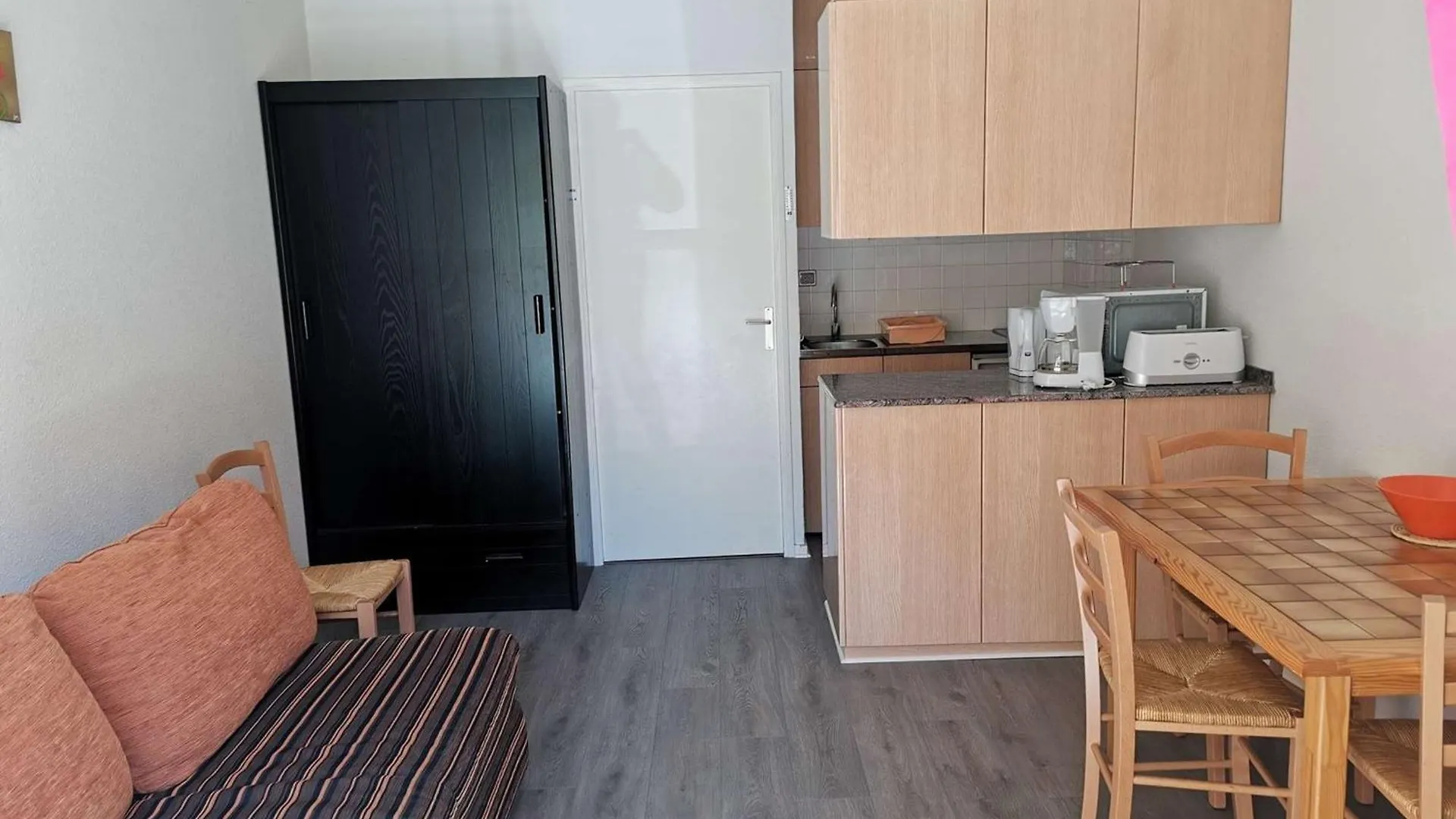Studio Cabine 4 Pers - Pied Des Pistes - Parking - Animaux Autorises - Fr-1-404-50 لا مونجي 0*,  فرنسا